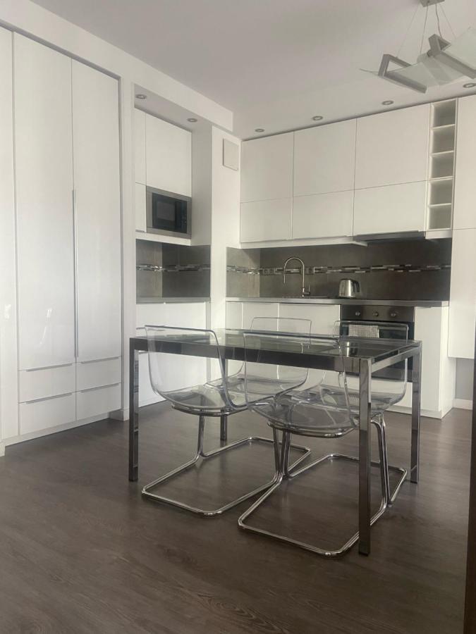 Platinum Towers Apartments วอร์ซอ ภายนอก รูปภาพ